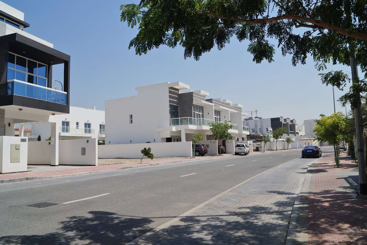JVT District 6 Townhouses and Villas